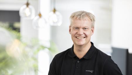 Niclas blir utesäljare